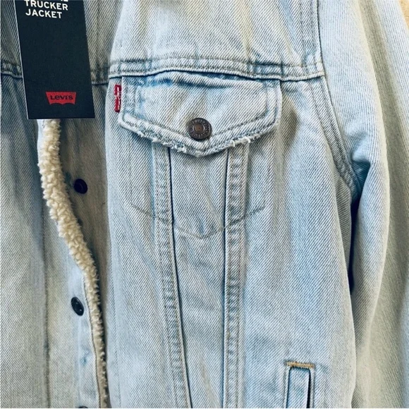 Levi's Sherpa Trucker Jacket - Picture 6 of 8